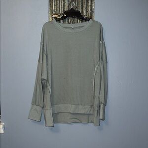 Women's Relaxed Fit Top in Green
